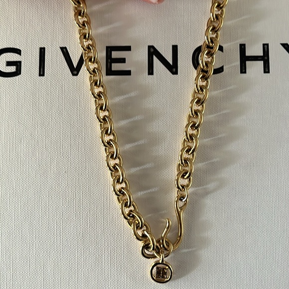 Givenchy Vintage Link Chain - Picture 2 of 6